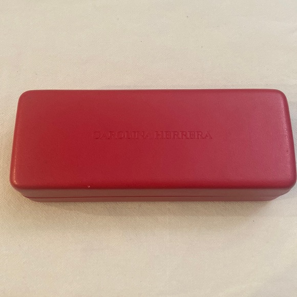 Carolina Herrera Sunglasses - Picture 7 of 10